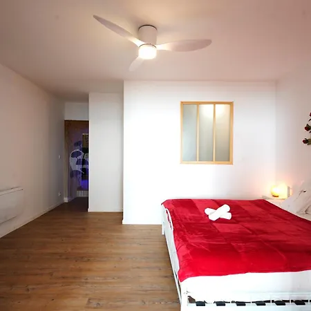 Sejour Magique, Spa & Jacuzzi Cintegabelle